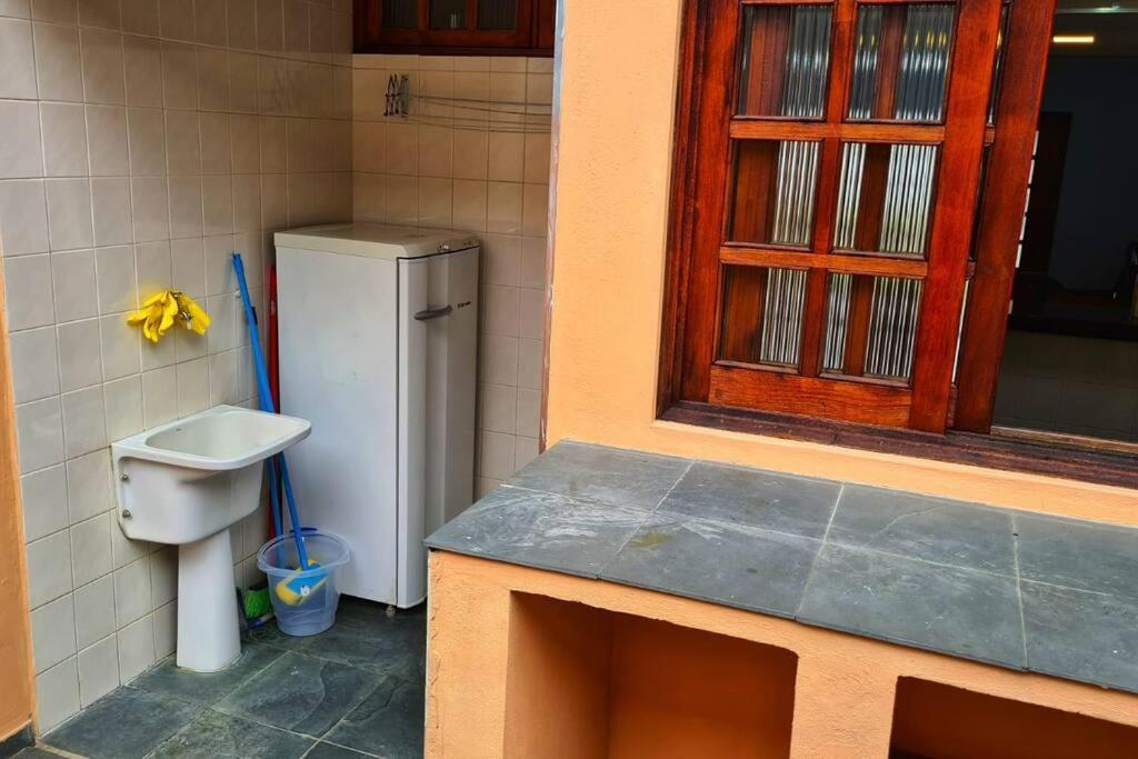 100Mts Da Praia Com Churrasqueira, Piscina E Wi-Fi Caraguatatuba Exterior foto